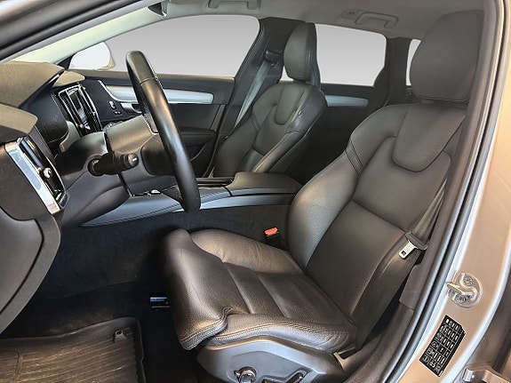 Volvo V90 Cross Country 9 of 19