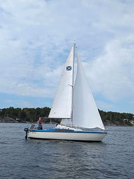 Maxi 77 - seglingsklar med rullgenua 2 of 5