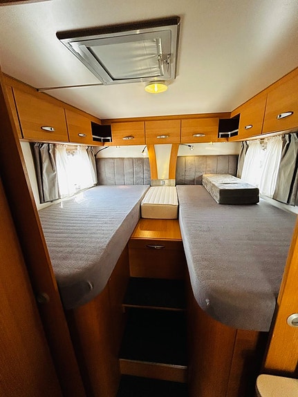 Knaus 800 Sun Liner, långbädd GARAGE, 2xAC 12 of 21