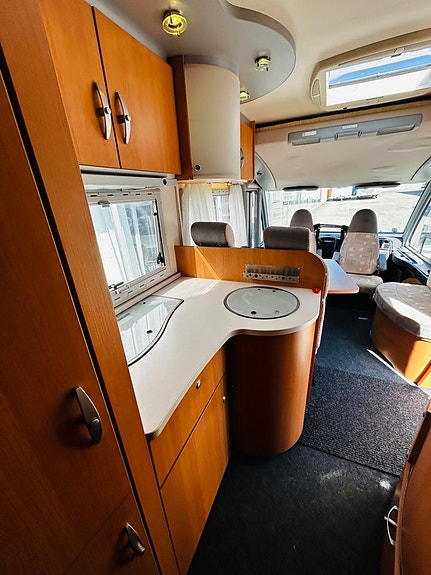 Knaus 800 Sun Liner, långbädd GARAGE, 2xAC 13 of 21