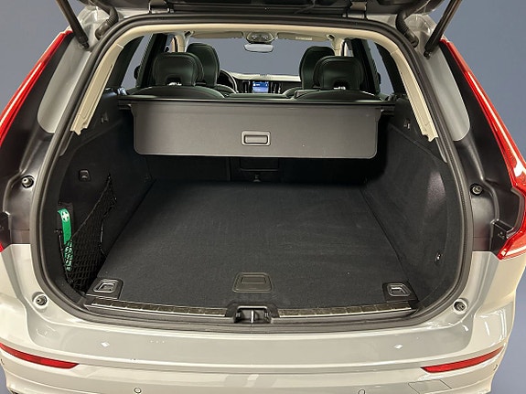 Volvo XC60 9 of 17