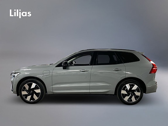 Volvo XC60 3 of 17