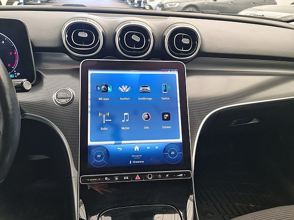 Mercedes-Benz C220 23 of 28