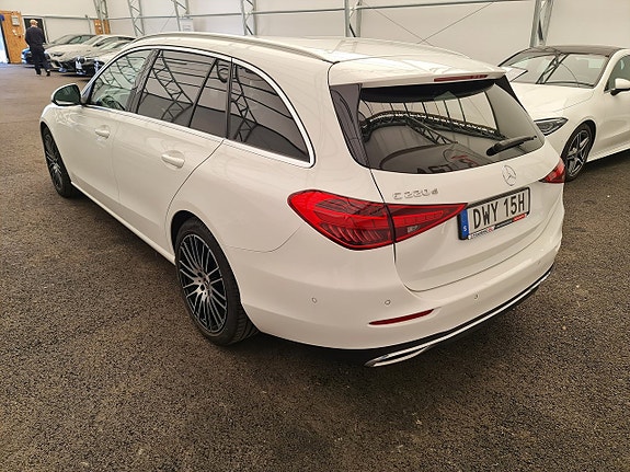 Mercedes-Benz C220 6 of 28