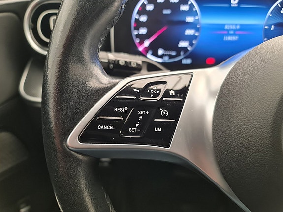 Mercedes-Benz C220 20 of 28