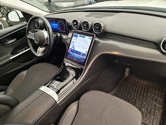 Mercedes-Benz C220 12 of 28