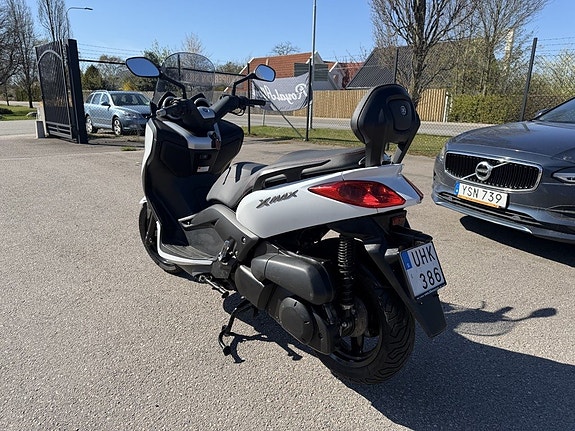 Yamaha X-max 250 ABS 4 of 8