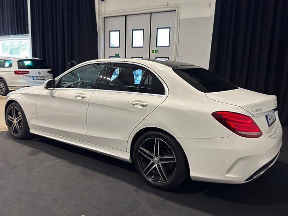 Mercedes-Benz C220 d 3 of 5