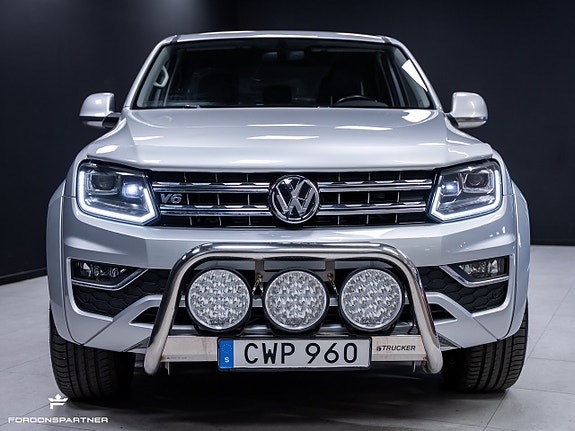 Volkswagen Amarok 2 of 5