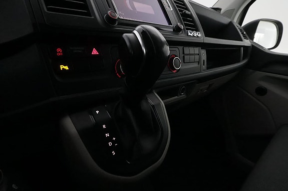 Volkswagen Transporter 13 of 22