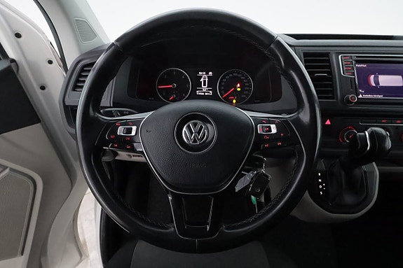 Volkswagen Transporter 11 of 22