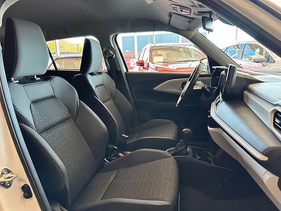 Suzuki Swift 11 of 21