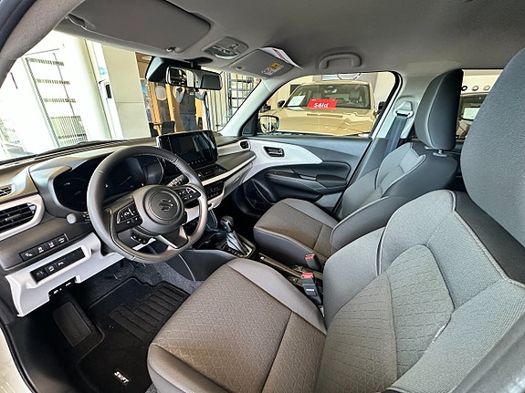 Suzuki Swift 7 of 21