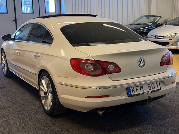 Volkswagen Passat CC 5 of 5