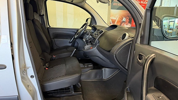 Renault Kangoo Express 14 of 16