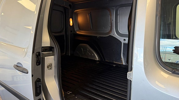 Renault Kangoo Express 10 of 16