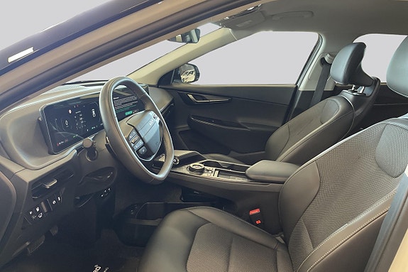Kia EV6 7 of 13