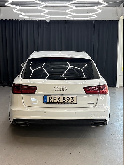 Audi A6 10 of 14