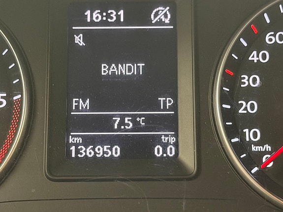 Volkswagen Caddy 16 of 16