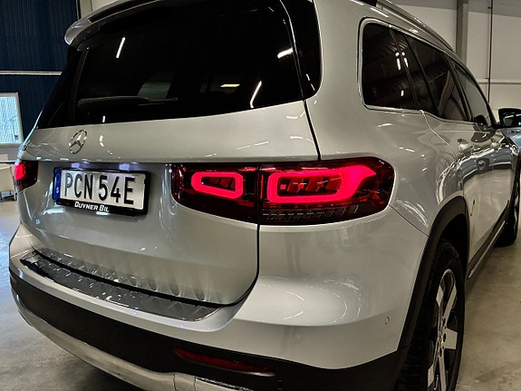 Mercedes-Benz GLB180 10 of 26