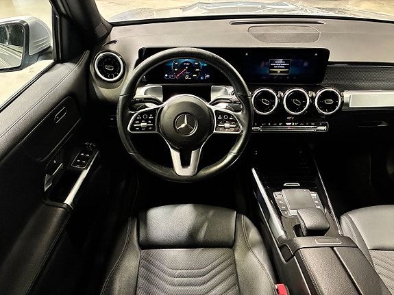 Mercedes-Benz GLB180 18 of 26