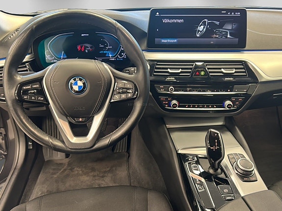 BMW 530e 7 of 18