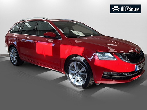Skoda Octavia 3 of 5