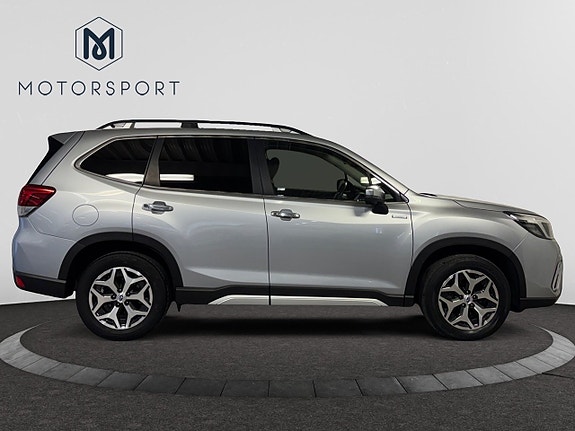 Subaru Forester 8 of 24