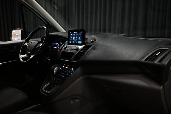 Ford Transit Connect 27 of 29
