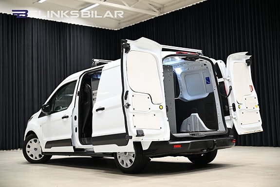 Ford Transit Connect 8 of 29