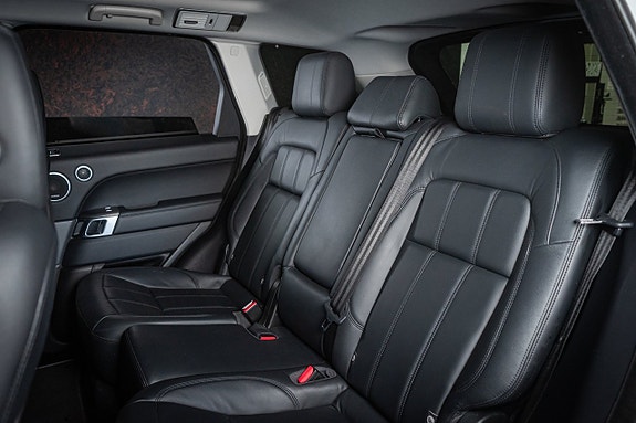 Land Rover Range Rover Sport 30 of 30