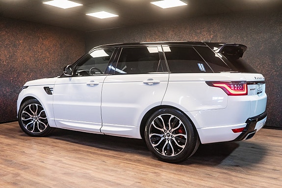 Land Rover Range Rover Sport 7 of 30
