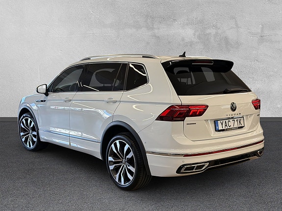 Volkswagen Tiguan Allspace 3 of 5