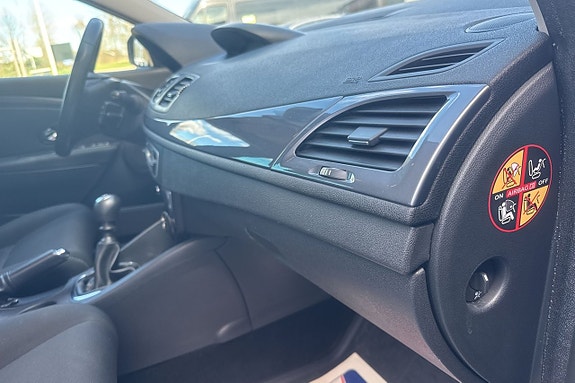 Renault Megane III 14 of 18