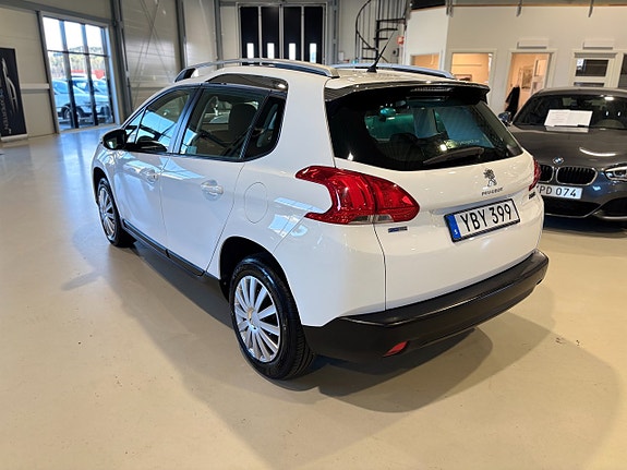 Peugeot 2008 3 of 5