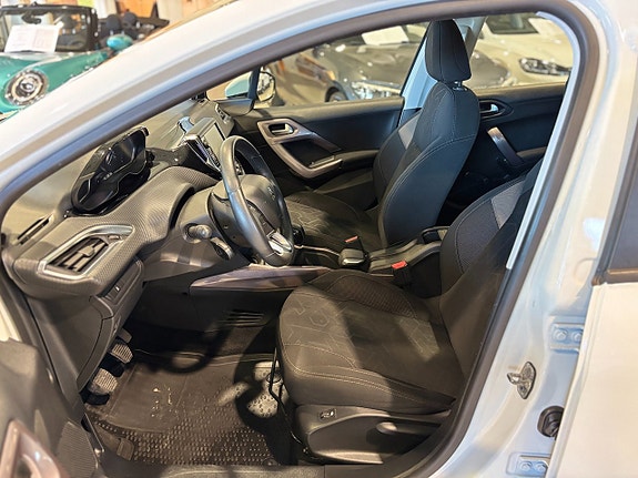 Peugeot 2008 5 of 5