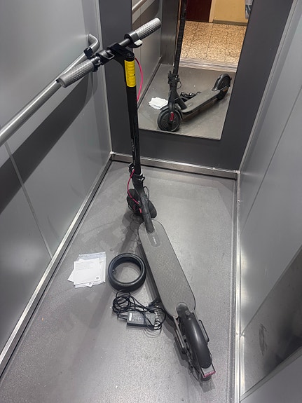 Product image 2 of 9