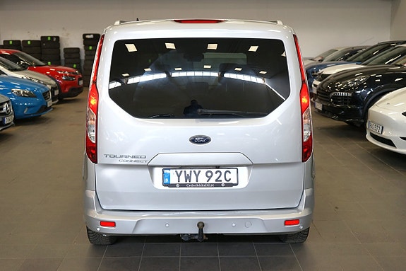 Ford Connect Tourneo 8 of 18