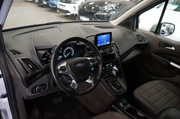 Ford Connect Tourneo 10 of 18