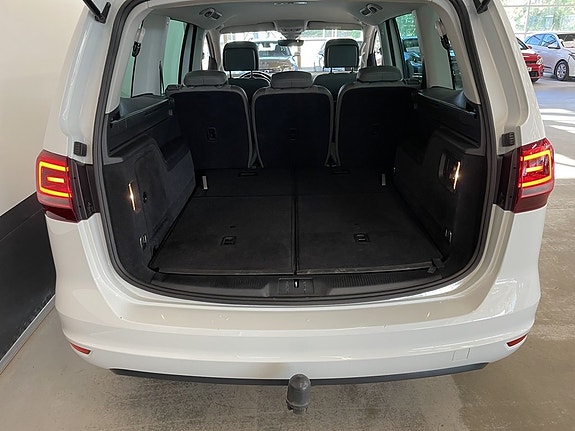 Volkswagen Sharan 8 of 27