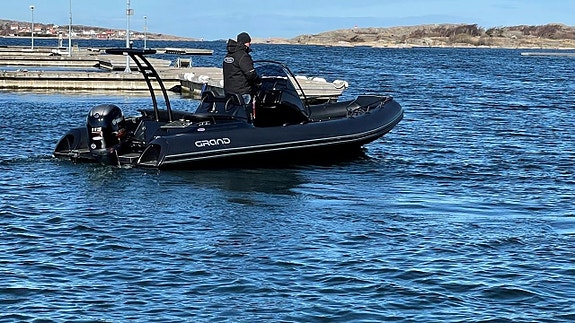 Grand GL 580 BE -26 Yamaha F 115 LB -26 4 of 5