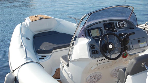 Grand GL 580 BE -26 Yamaha F 115 LB -26 22 of 30