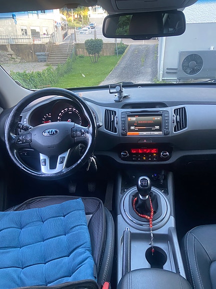 Kia Sportage 4 of 8