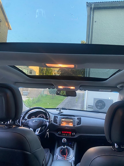 Kia Sportage 3 of 8