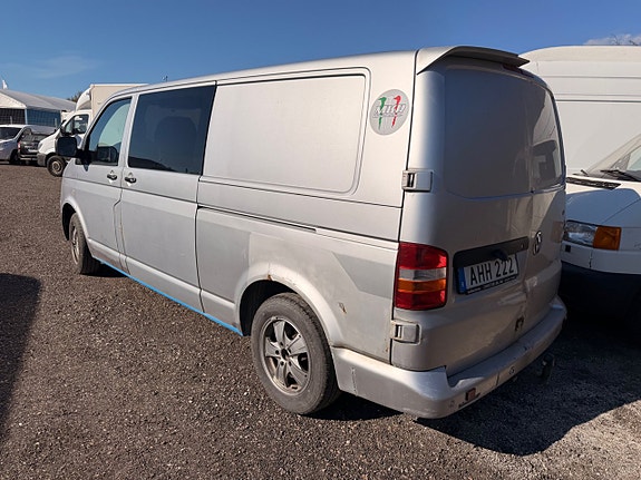 Volkswagen Transporter 2 of 5
