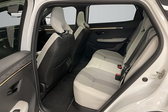 Renault Scenic E-Tech 11 of 17