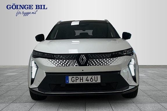 Renault Scenic E-Tech 3 of 17