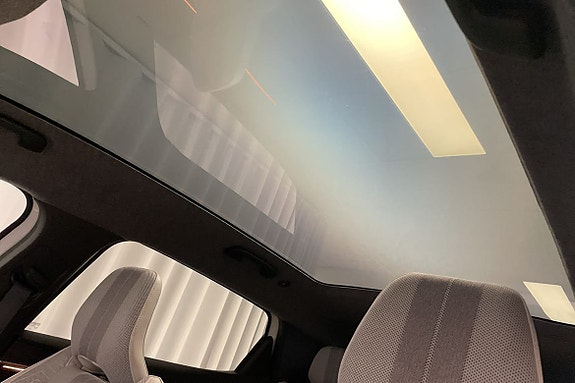 Renault Scenic E-Tech 14 of 17