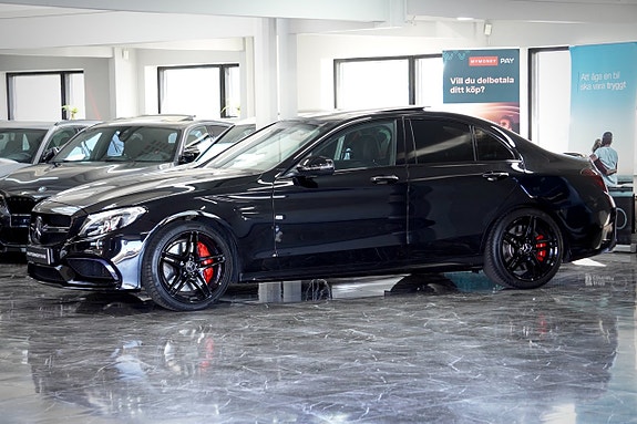 Mercedes-Benz AMG GT Black Series 4 of 5