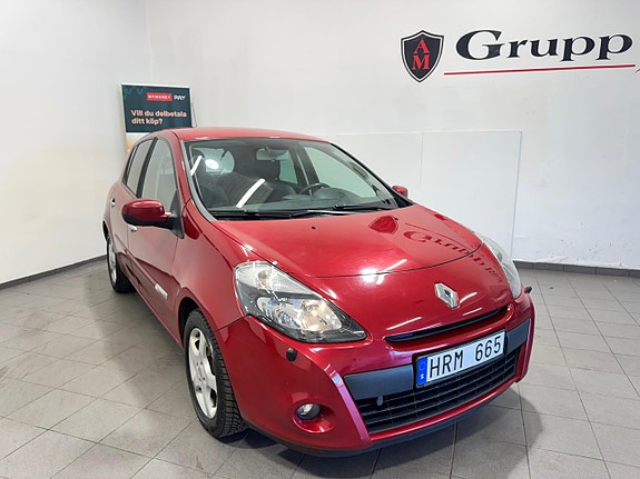 Renault Clio 9 of 17